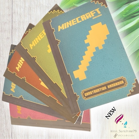 MINECRAFT - COMPLETE 4 Handbooks - construction, essential, Redstone & Combat - - Picture 1 of 13